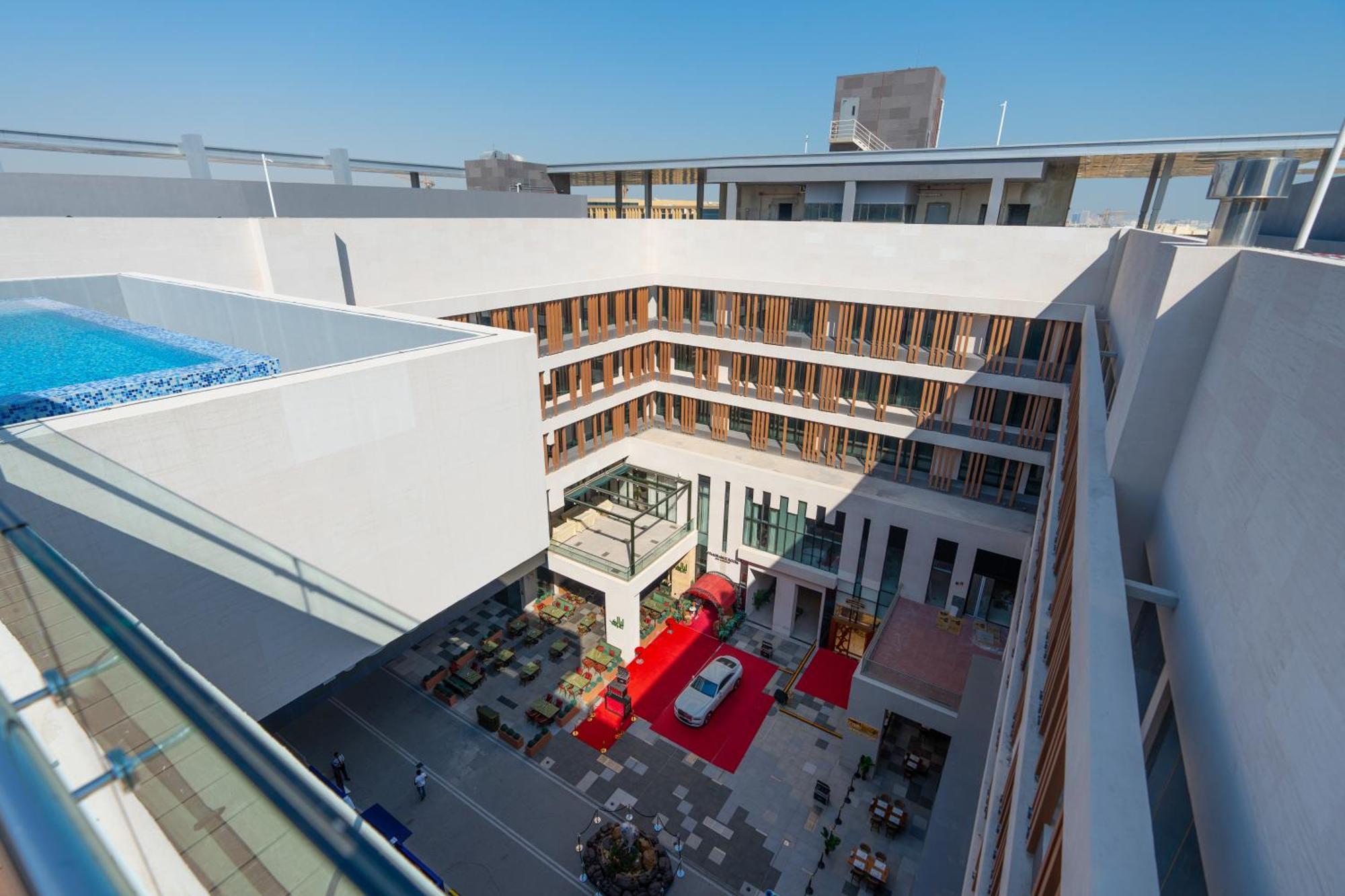 West Walk Retaj Hotel Al Rayyan 外观 照片