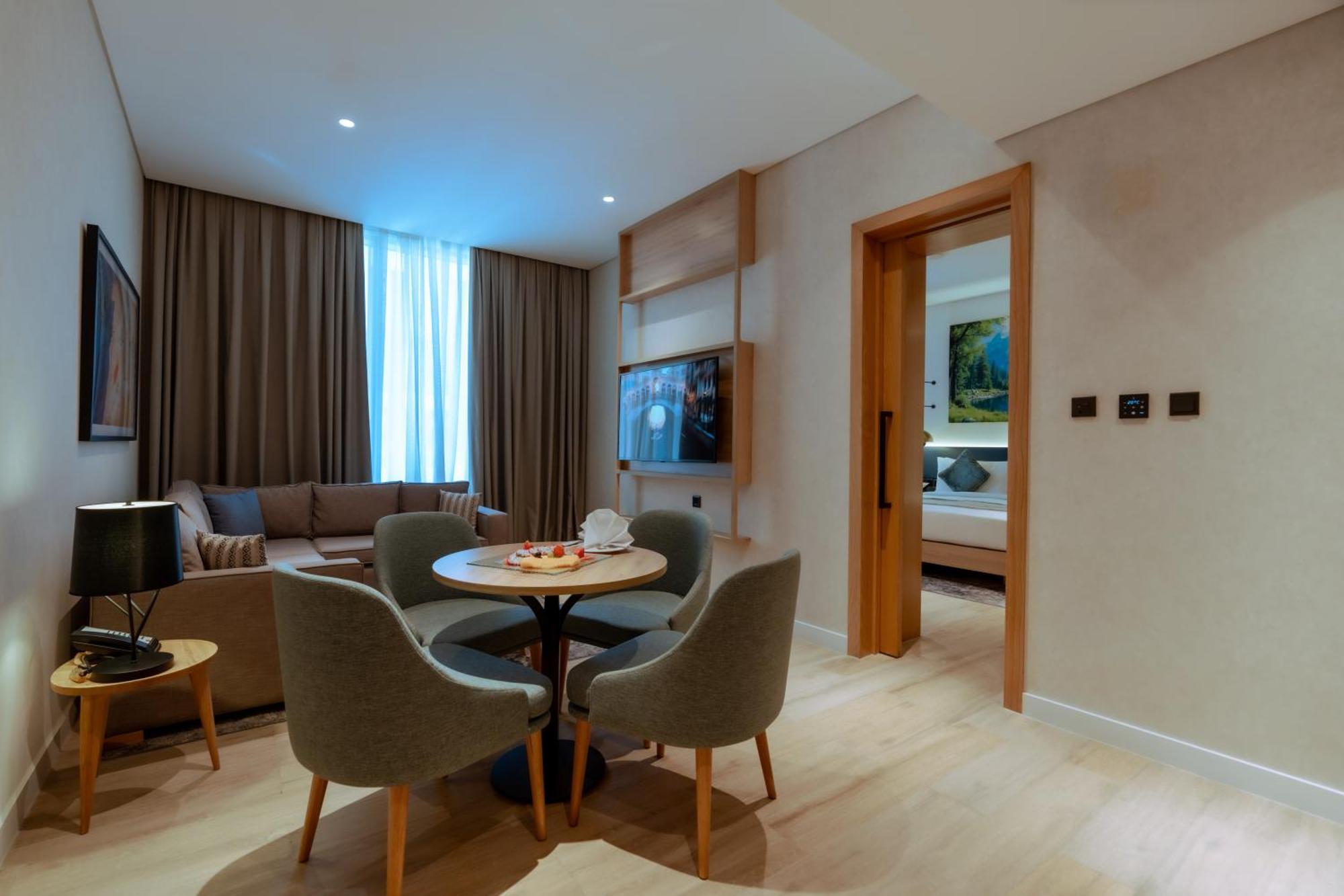 West Walk Retaj Hotel Al Rayyan 外观 照片
